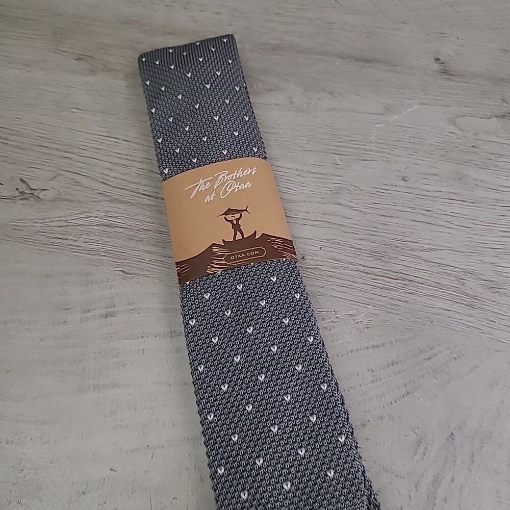 The Brothers at Otta Gray Microfiber Skinny Linen Mens Necktie Tie NEW NWT